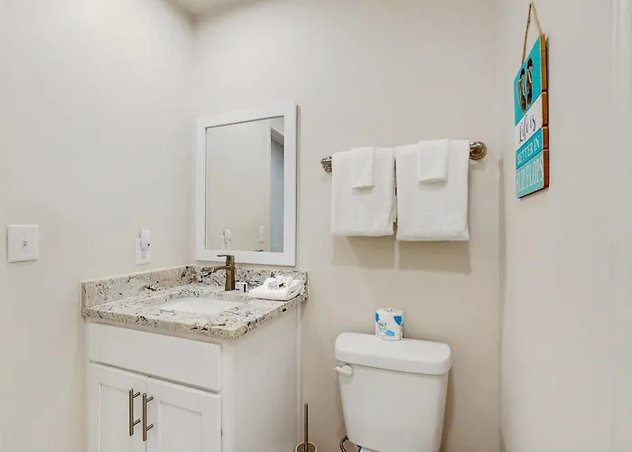 Fantastic On With Pool Hot Tub Free Wifi Elevator & Ac