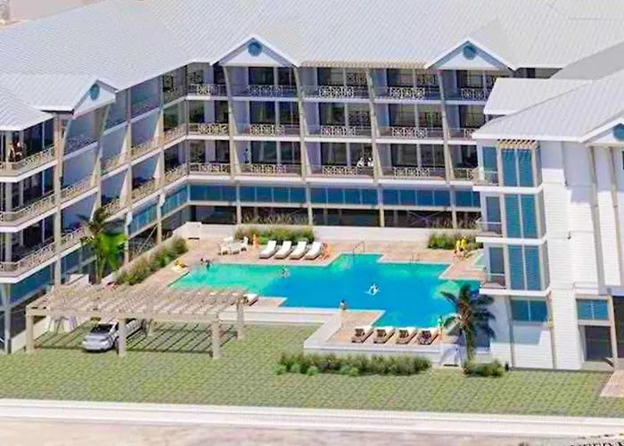 Fantastic On With Pool Hot Tub Free Wifi Elevator & Ac Holiday home Gulf Shores