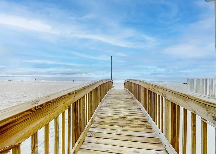 Holiday home Fantastic On With Pool Hot Tub Free Wifi Elevator & Ac Gulf Shores